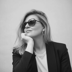 Headshot von Fotografin Leyla Dirim